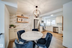 66 AKINSDALE Gardens  St. Albert, AB T8N 2W9