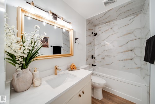66 Akinsdale Gardens, St. Albert, AB - Indoor Photo Showing Bathroom