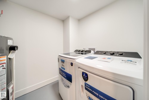 66 Akinsdale Gardens, St. Albert, AB - Indoor Photo Showing Kitchen