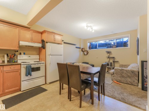 10943 76 Avenue, Edmonton, AB - Indoor Photo Showing Kitchen