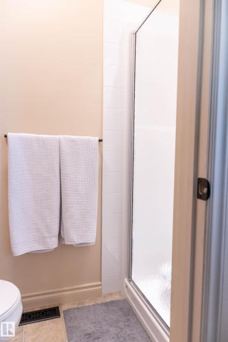 1509 14 Avenue, Cold Lake, AB - Indoor Photo Showing Bathroom