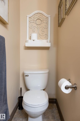 1509 14 Avenue, Cold Lake, AB - Indoor Photo Showing Bathroom