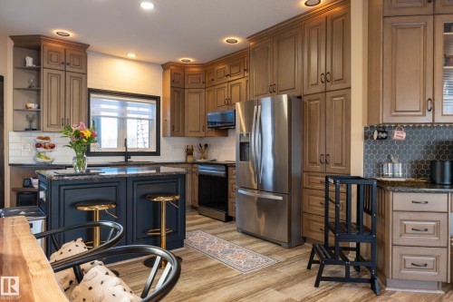1509 14 Avenue, Cold Lake, AB - Indoor Photo Showing Kitchen