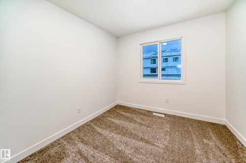 4615 177Ave, Edmonton, AB - Indoor Photo Showing Other Room