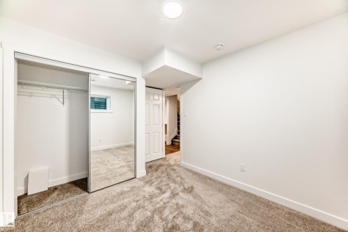 4615 177Ave, Edmonton, AB - Indoor Photo Showing Other Room