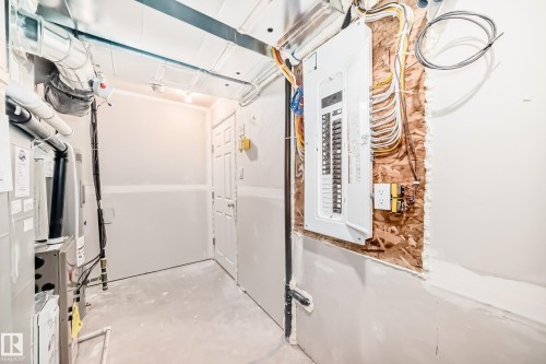 4615 177Ave, Edmonton, AB - Indoor