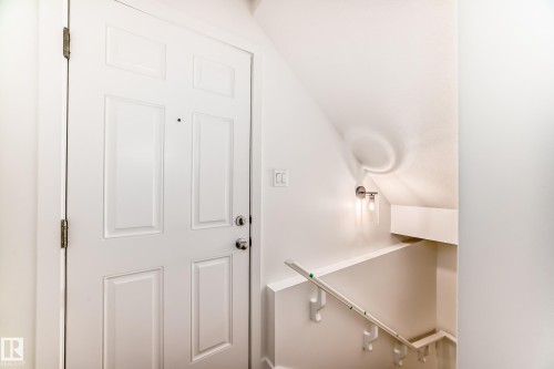 4615 177Ave, Edmonton, AB - Indoor Photo Showing Other Room