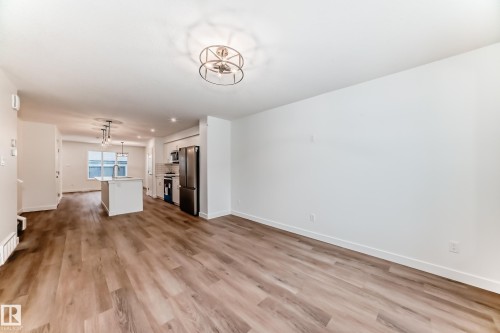 4619 177Ave, Edmonton, AB - Indoor