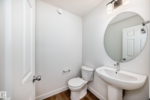 4619 177Ave, Edmonton, AB - Indoor Photo Showing Bathroom