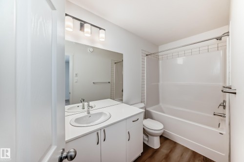 4619 177Ave, Edmonton, AB - Indoor Photo Showing Bathroom