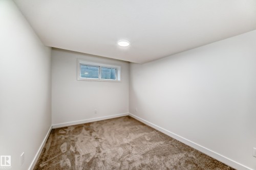 4619 177Ave, Edmonton, AB - Indoor Photo Showing Other Room