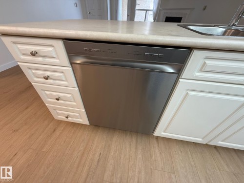 422 6703 172 Street, Edmonton, AB - Indoor