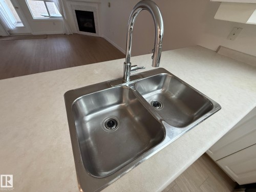 422 6703 172 Street, Edmonton, AB - Indoor Photo Showing Kitchen With Double Sink