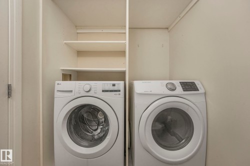 2 11813 43 Street, Edmonton, AB - Indoor Photo Showing Laundry Room