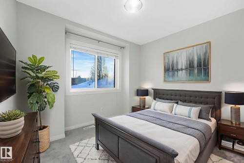 2 11813 43 Street, Edmonton, AB - Indoor Photo Showing Bedroom