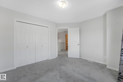 2 11813 43 Street, Edmonton, AB - Indoor