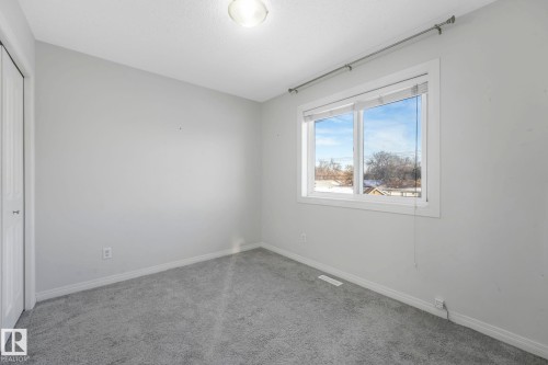 2 11813 43 Street, Edmonton, AB - Indoor Photo Showing Other Room