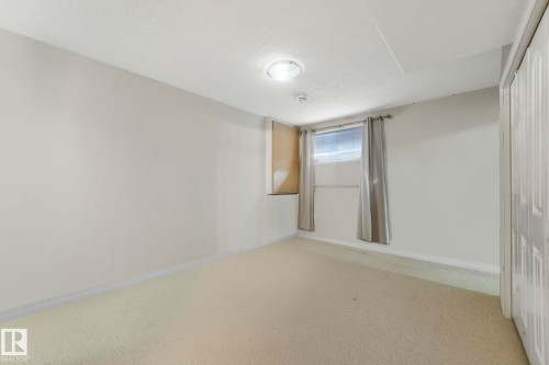 2 11813 43 Street, Edmonton, AB - Indoor Photo Showing Other Room