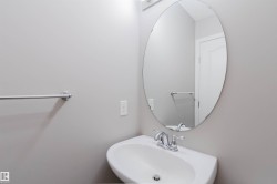 Bathroom with a sink - 