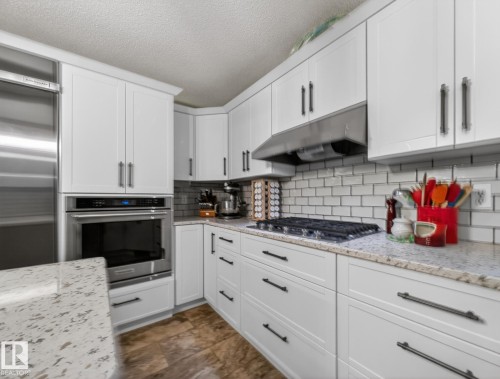 230 51350 Rge Rd 224, Rural Strathcona County, AB - Indoor Photo Showing Kitchen With Upgraded Kitchen
