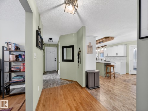 230 51350 Rge Rd 224, Rural Strathcona County, AB - Indoor