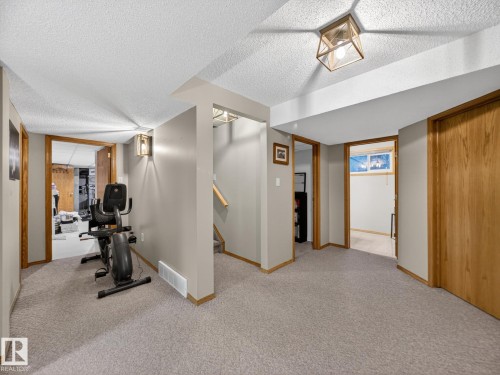 230 51350 Rge Rd 224, Rural Strathcona County, AB - Indoor Photo Showing Gym Room