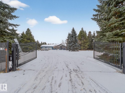 230 51350 Rge Rd 224, Rural Strathcona County, AB - Outdoor