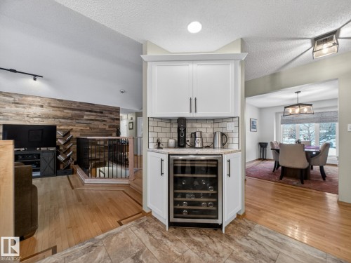 230 51350 Rge Rd 224, Rural Strathcona County, AB - Indoor