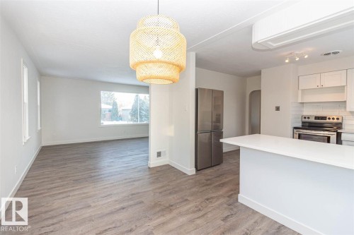 10536 76 Street, Edmonton, AB - Indoor Photo Showing Kitchen