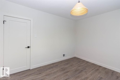 10536 76 Street, Edmonton, AB - Indoor Photo Showing Other Room