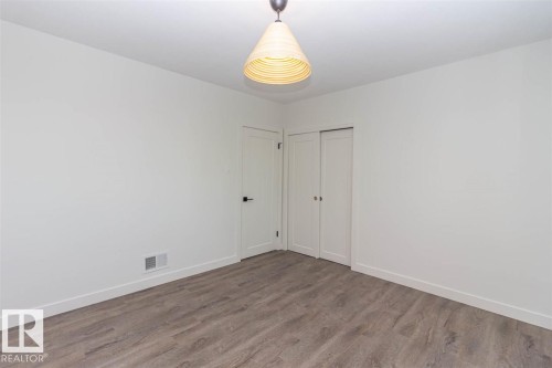 10536 76 Street, Edmonton, AB - Indoor Photo Showing Other Room