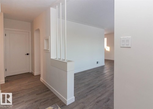 10536 76 Street, Edmonton, AB - Indoor Photo Showing Other Room