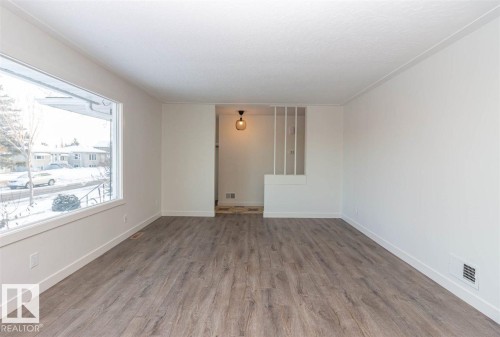 10536 76 Street, Edmonton, AB - Indoor Photo Showing Other Room