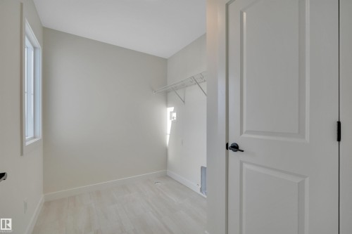 22518 87A Avenue, Edmonton, AB - Indoor Photo Showing Other Room