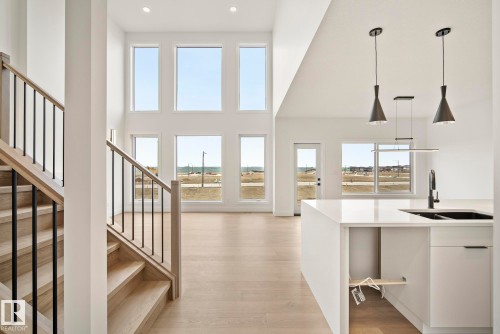 7095 Kiviaq Crescent, Edmonton, AB - Indoor