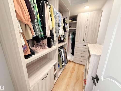 52025 Rge Road 272, Rural Parkland County, AB - Indoor With Storage