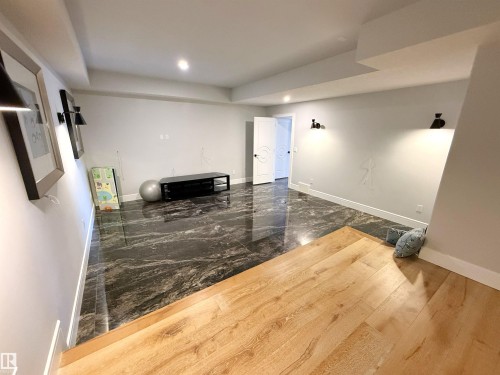 52025 Rge Road 272, Rural Parkland County, AB - Indoor Photo Showing Other Room