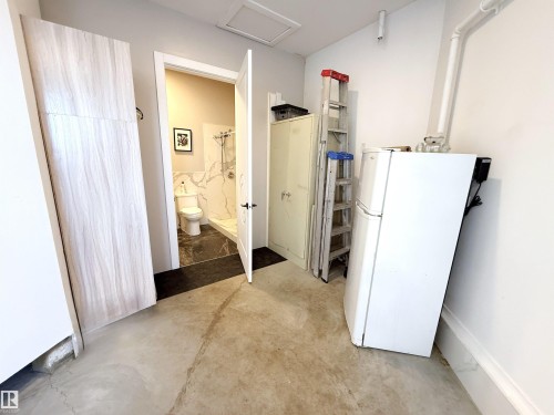 52025 Rge Road 272, Rural Parkland County, AB - Indoor Photo Showing Other Room