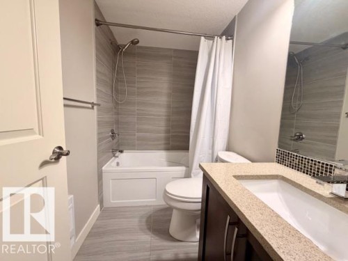 5025 53 Avenue, Calmar, AB - Indoor Photo Showing Bathroom