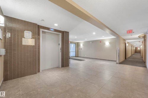 314 2203 44 Avenue, Edmonton, AB - Indoor Photo Showing Other Room