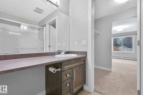 115 2207 44 Avenue, Edmonton, AB - Indoor Photo Showing Bathroom