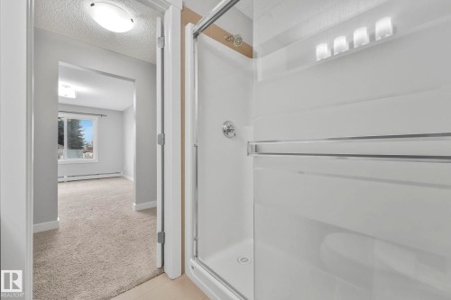 115 2207 44 Avenue, Edmonton, AB - Indoor