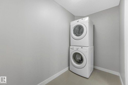 115 2207 44 Avenue, Edmonton, AB - Indoor Photo Showing Laundry Room