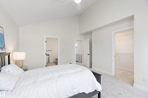 7509 Rowland Road, Edmonton, AB - Indoor Photo Showing Bedroom