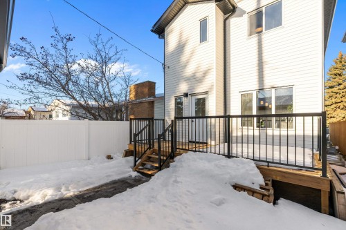 7509 Rowland Road, Edmonton, AB - Outdoor