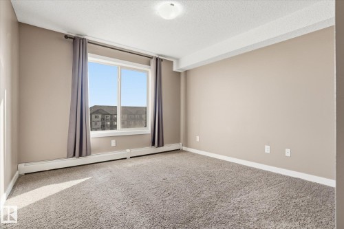 402 11803 22 Avenue, Edmonton, AB - Indoor Photo Showing Other Room