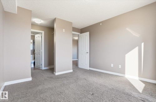 402 11803 22 Avenue, Edmonton, AB - Indoor Photo Showing Other Room