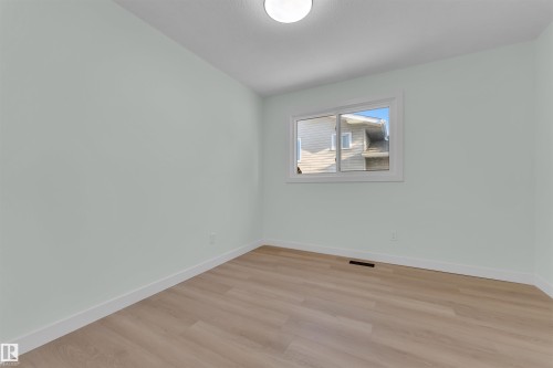 3808 17A Avenue, Edmonton, AB - Indoor Photo Showing Other Room