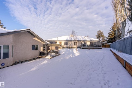 123 215 Blackburn Drive E, Edmonton, AB - Outdoor