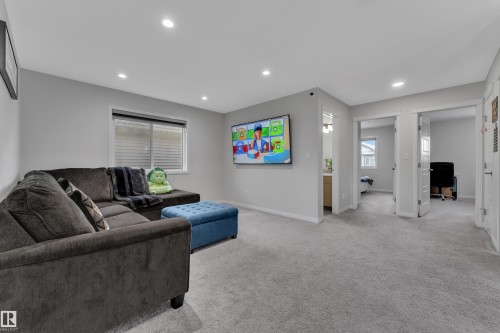 2356 53 Street Sw, Edmonton, AB - Indoor